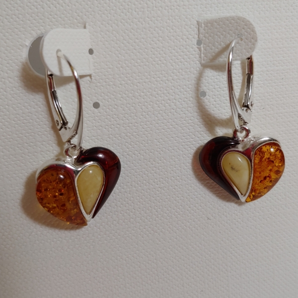 Click to view detail for HWG-137 Earrings, Hearts, Tri-Color $55